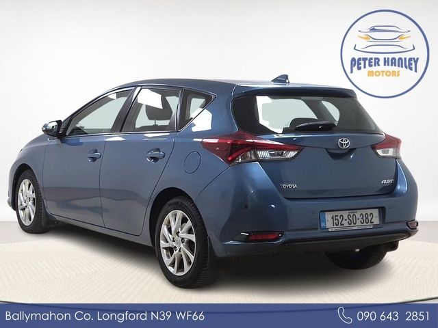Image for 2015 Toyota Auris 1.4 D-4D (90) 5Dr Aura