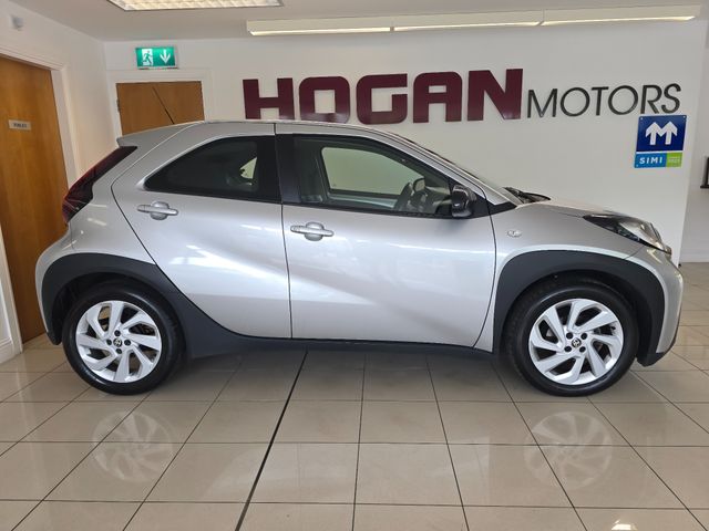 Image for 2023 Toyota Aygo X 1.0 Petrol