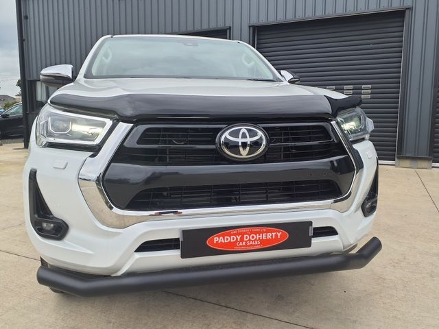 Image for 2024 Toyota Hilux INVINCIBLE 4WD D-4D DCB