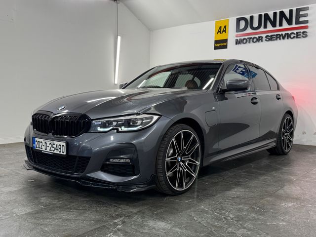 Image for 2020 BMW 3 Series **M-SPORT **LCI TAILIGHTS **MULTI FUNCTION STEERING WHEEL **DIGITAL DASH **TAN LEATHER HEATED SEATS **2 KEYS **MULTI FUNCTION CENTRE CONSOLE **DUAL DIGITAL CLIMATE CONTROL **REVERSING CAMERA **FRONT A