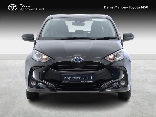 Image for 2023 Toyota Yaris Luna Hybrid