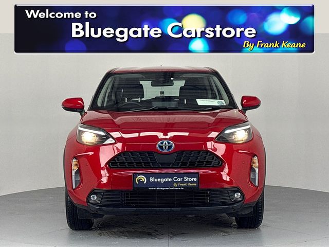 Image for 2023 Toyota Yaris Cross *RESERVED* CR LUNA**TOUCHSCREEN BLUETOOTH MEDIA**SEMI DIGITAL DASH**REVERSE CAMERA**PARKING SENSORS**MULTIFUNCTIONAL STEERING WHEEL**CRUISE CONTROL**KEYLESS START*8AUTO LIGHTS**AUTO WIPERS**ISOFIX**