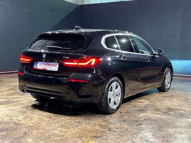 Image for 2022 BMW 1 Series 118I PLAY - FACTORY ALLOY WHEELS - REVERSE CAMERA - DIGITAL DASH