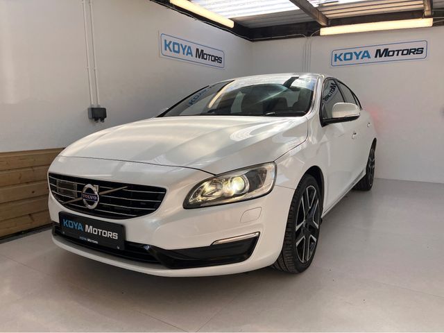 Image for 2016 Volvo S60 2.0 D4 SE DYNAMIC PLUS DIESEL AUTOMATIC // TINY KMS // MASSIVE SPEC // FULL HEATED LEATHER // REVERSING CAMERA // CRUISE CONTROL // LANE ASSIST // COLLISION WARNING SYSTEM // UPGRADED SPORT ALLOYS