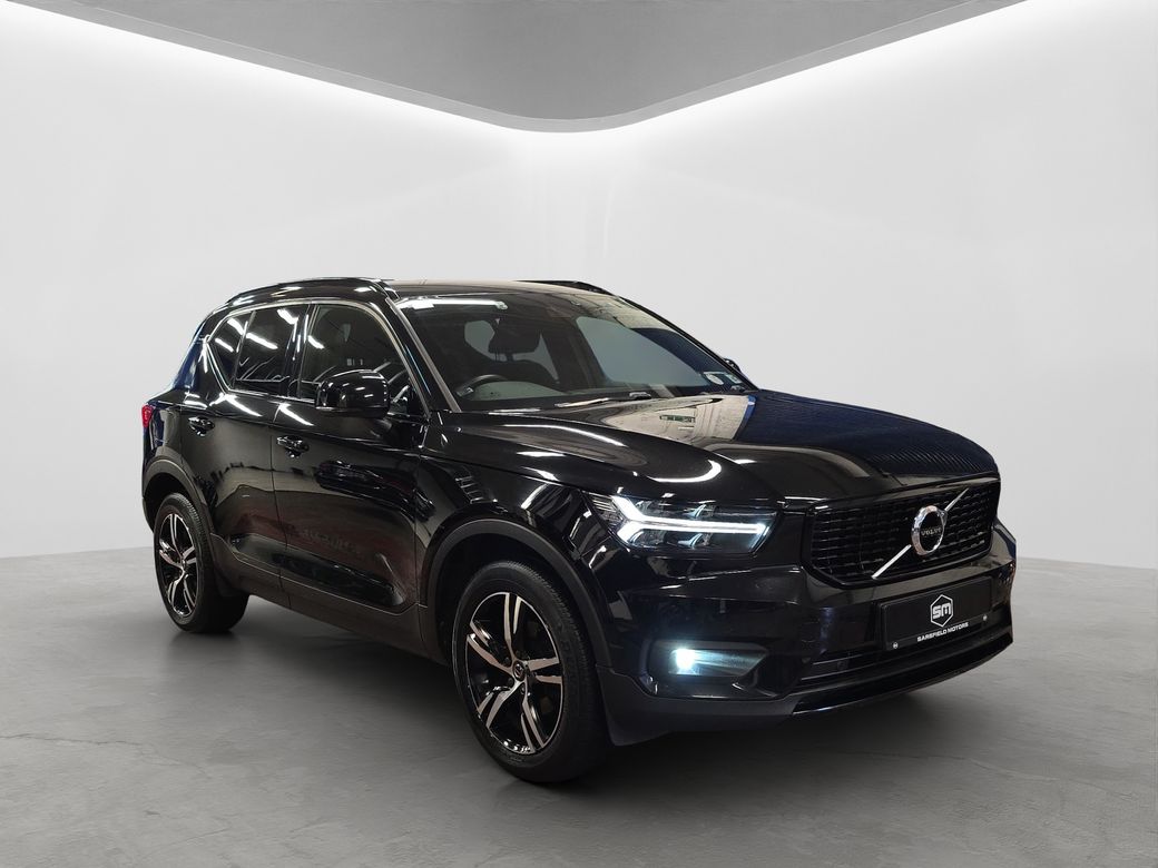 Image for 2019 Volvo XC40 2.0 D3 R-DESIGN AUTO. HUGE SPEC. FINANCE ARRANGED. SIMI. AA APPROVED.