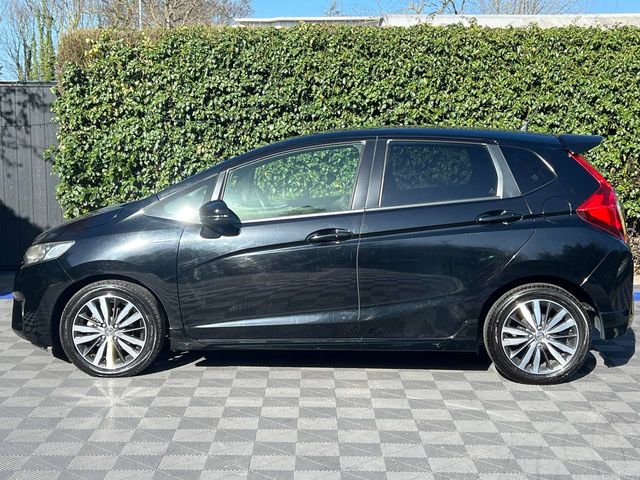 Image for 2017 Honda Fit SPORT 1.5 HYBRID // DIAMOND CUT ALLOYS // PADDLE GEAR SHIFTERS // CRUISE CONTROL