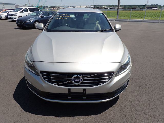 Image for 2016 Volvo S60 2.0 D4 SE LUXURY PLUS DIESEL AUTOMATIC // MASSIVE SPEC // FULL HEATED LEATHER // REVERSING CAMERA // CRUISE CONTROL // LANE ASSIST // COLLISION WARNING SYSTEM // UPGRADED SPORT ALLOYS