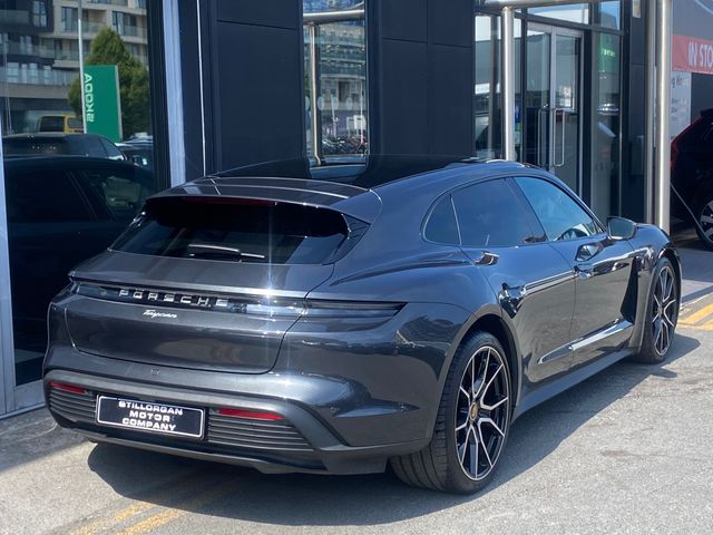 Image for 2024 Porsche Taycan Sport Turismo 