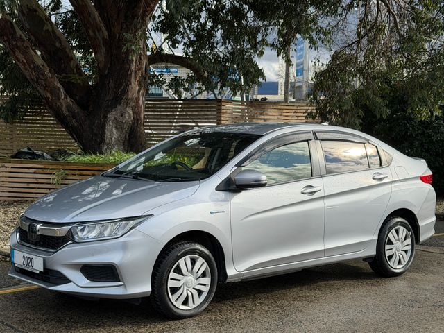 Image for 2020 Honda Grace KEYLESS. REAR CAMERA.2 KEYS