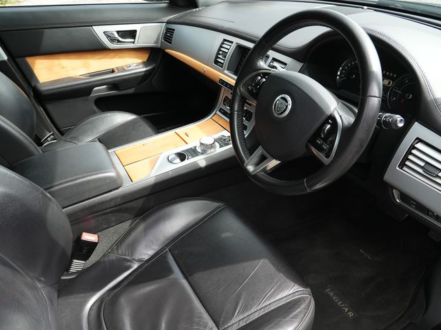 Image for 2012 Jaguar XF 2.2 Diesel Automatic