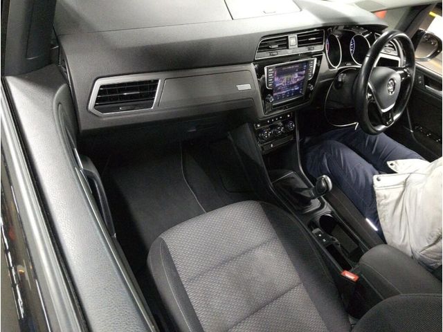 Image for 2016 Volkswagen Touran 1.4 Petrol Auto 7 Seats