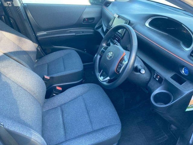 Image for 2017 Toyota Sienta 1.5 HYBRID 7 SEATER - MODELISTA BODYKIT- POWER SLIDING DOORS - FACTORY ALLOYS - PUSH BUTTON START/STOP - REAR CAMERA