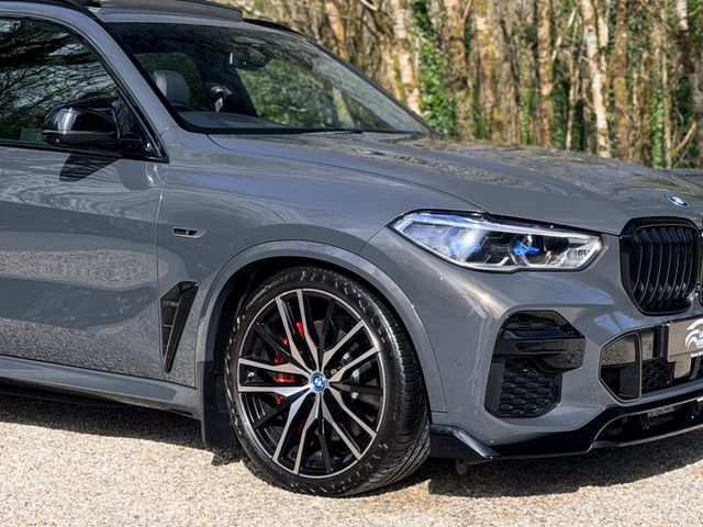 Image for 2022 BMW X5 2022 (222) BMW X5 45E MSPORT PRO **SKY LOUNGE