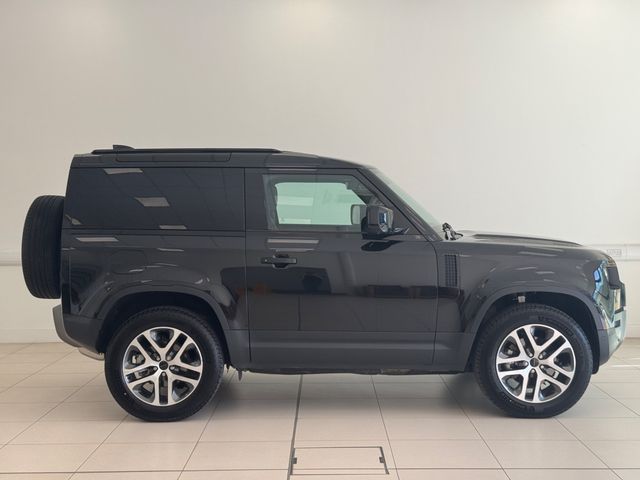Image for 2026 Land Rover Defender 90 3.0D Hard Top S 3D