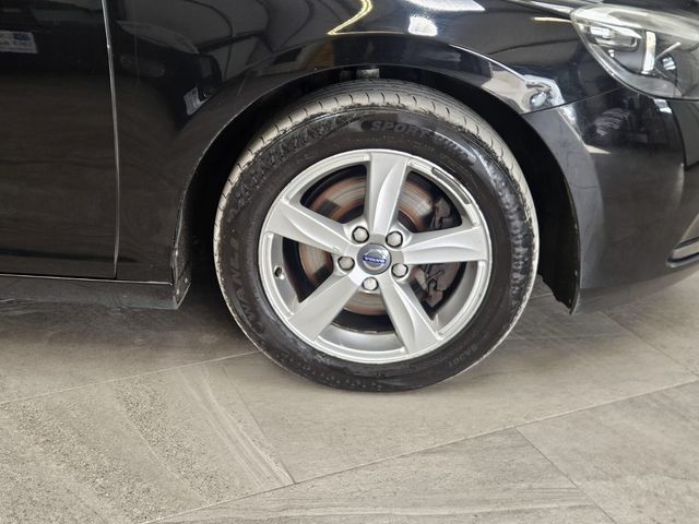 Image for 2016 Volvo V40 D2 (120hp) SE+Leather