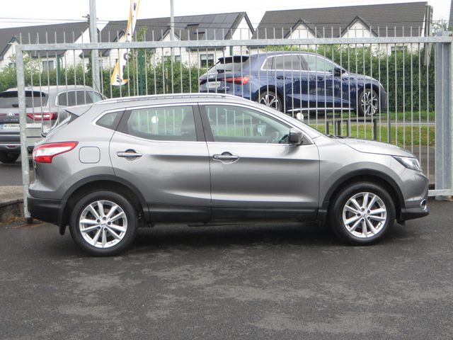 Image for 2017 Nissan Qashqai 1.5 DCI , ONLY 88000KM , Panoramic Sunroof , Reversing Camera , Sat Nav