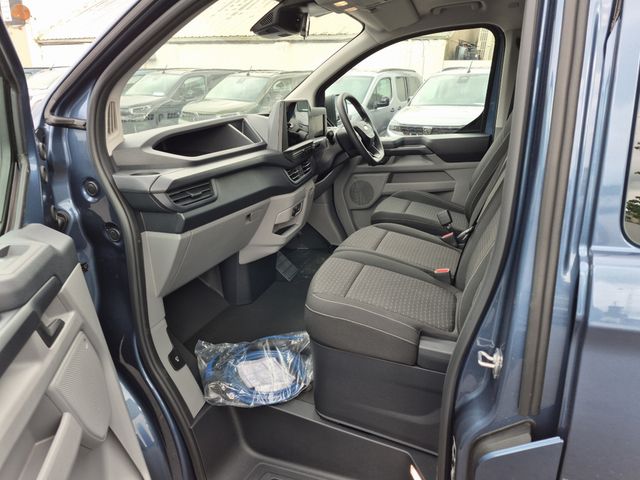 Image for 2026 Ford Tourneo Custom Lowered Floor Wheelchair Access