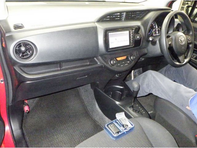 Image for 2017 Toyota Vitz 1.5 Petrol Hybrid Auto