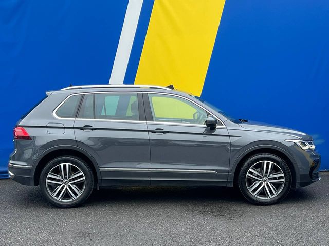 Image for 2022 Volkswagen Tiguan ELEGANCE 1.4 TSI HYBRID AUTO // PANORAMIC SUNROOF // 360 DEGREE SURROUND PARKING SENSORS // HEATED SEATS