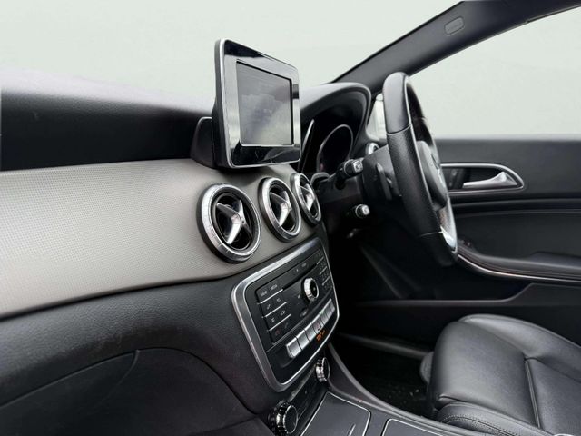 Image for 2018 Mercedes-Benz CLA Class 180 SB Urban A 5DR Auto