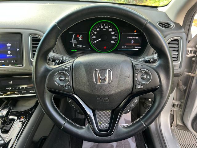 Image for 2018 Honda Vezel 1.5 HYBRID AUTO //DIAMOND CUT ALLOYS // DUAL ZONE CLIMATE CONTROL // REVERSE CAMERA