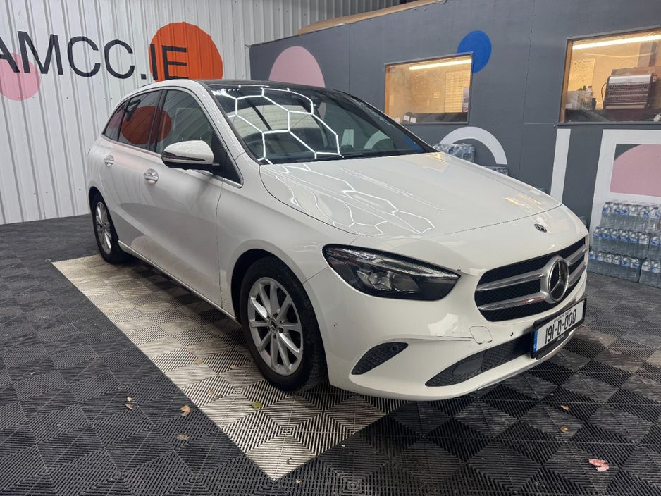 Image for 2019 Mercedes-Benz B Class 2019 MERCEDES-BENZ B180 AUTOMATIC/ CRUISE CONTROL / 360 CAMERA / ELECTRIC MEMORY & HEATED SEATS / PADDLE SHIFTERS / AMBIENT LIGHTS / PANORAMIC SUNROOF AND MORE