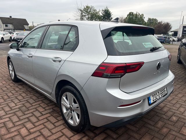 Image for 2023 Volkswagen Golf Life 2.0 TDI 115HP 5DR