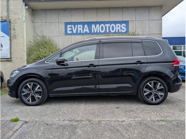 Image for 2023 Volkswagen Touran 7 SEATER HIGH LINE AUTOMATIC 2.0 DIESEL //HIGH SPEC//REVERSE CAMERA//ADAPTIVE CRUISE CONTOL//FRONT AND REAR HEATED SEATS 
