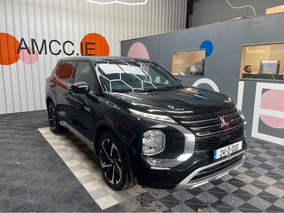 Image for 2024 Mitsubishi Outlander €45950 2024 MITSUBISHI OUTLANDER P 4WD PHEV 2.4 AUTOMATIC / CRUISE CONTROL / 360° CAMERA / ELECTRIC MEMORY & HEATED SEATS / PADDLE SHIFTERS / HEATED STEERING WHEEL / PANORAMIC SUNROOF / 7 SEATS OPT