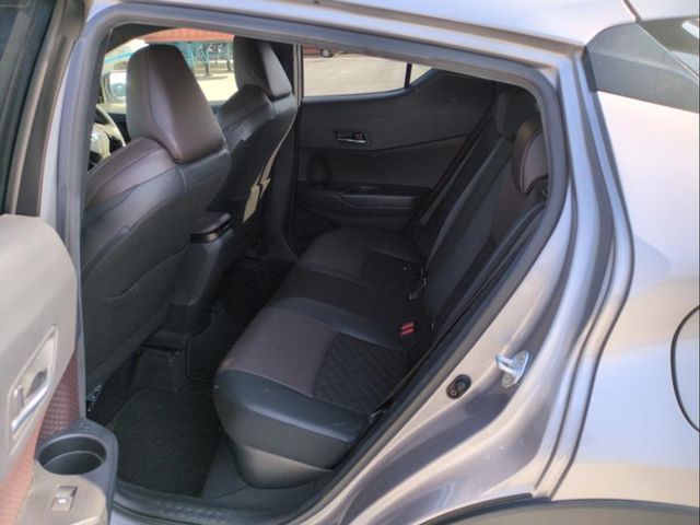 Image for 2017 Toyota C-HR G Package Leather seats