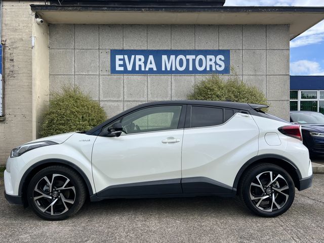 Image for 2019 Toyota C-HR SOL AUTOMATIC HYBRID 1.8 PETROL //HIGH SPEC//HALF LEATHER HEATED SEATS//REVERSE CAMERA//KEYLESS ENTRY//ADAPTIVE CRUISE CONTROL//