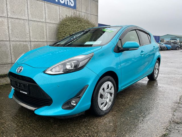 Image for 2020 Toyota Aqua G AUTOMATIC HYBRID 1.5 PETROL //KEYLESS ENTRY//REVERSE CAMERA//HEATED SEATS//