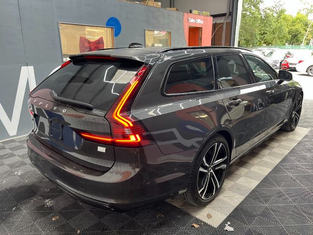 Image for 2022 Volvo V90 2022 VOLVO V90 T8 PLUG-IN 2.0 AUTOMATIC / CRUISE CONTROL / PARKING CAMERA / ELECTRIC MEMORY & HEATED SEATS / HEATED STEERING WHEEL / PANORAMIC SUNROOF AND MORE