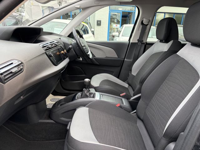 Image for 2016 Citroen C4 Picasso 2016 Citroën Grand C4 Picasso 1.6 BlueHDi 120 Exclusive | 7 SEATER | 2 OWNERS