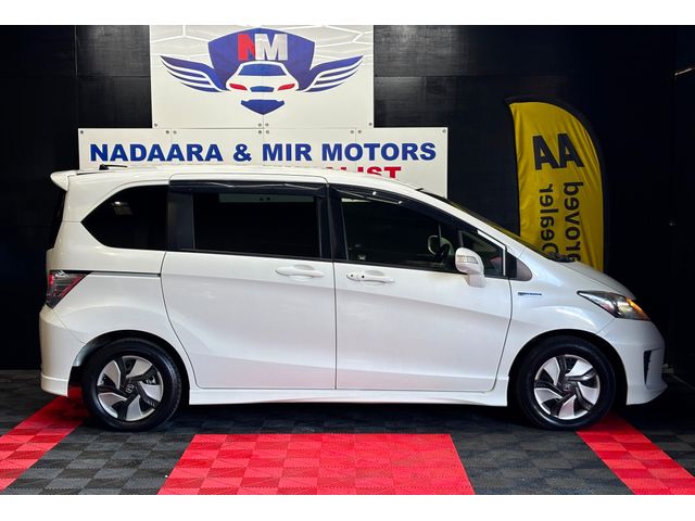 Image for 2014 Honda Freed 6 Seater Hybrid