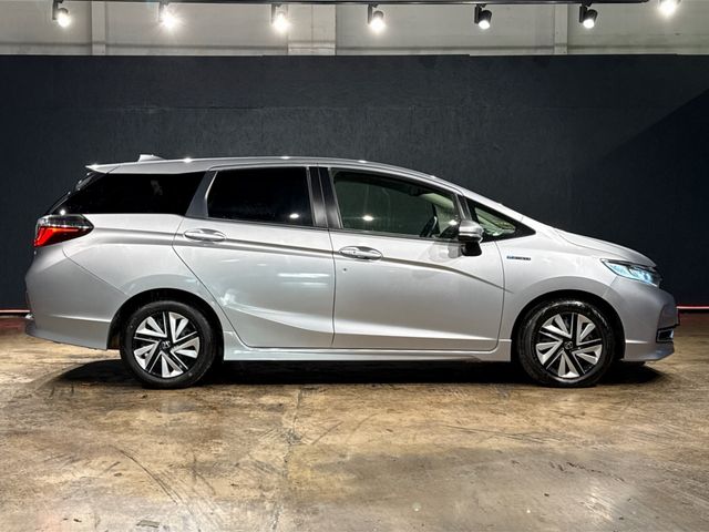 Image for 2021 Honda Shuttle HYBRID 1.5L AUTOMATIC - CRUISE CONTROL - LANE KEEP ASSIST - MULTI FUNCTION STEERING WHEEL - HEATED SEATS - REVERSE CAMERA 