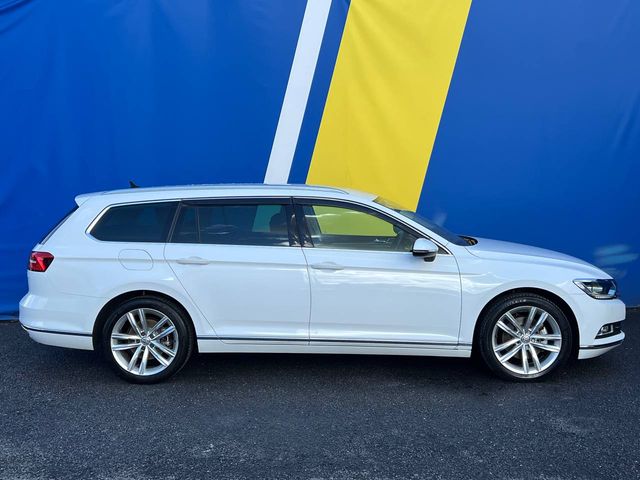 Image for 2016 Volkswagen Passat VARIANT HIGHLINE 1.4 TSI ** HUGE SPEC ** // DRIVER MASSAGE SEAT // REVERSE CAMERA // LANE ASSIST