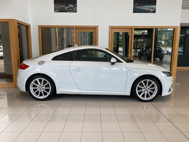 Image for 2016 Audi TT 1.8 TFSI 1st Edition