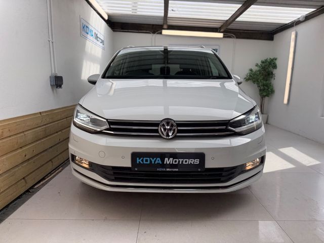 Image for 2018 Volkswagen Touran 7SEATER=2.0 TDI HIGHLINE PREMIUM PLUS 150 BHP DIESEL AUTOMATIC // IMMACULATE EXAMPLE // MATRIX LIGHTING // APPLE CARPLAY // HEATED SEATS // ELECTRIC TAILGATE // CRUISE CONTROL // UPGRADED GT ALLOYS