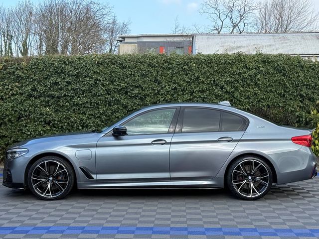 Image for 2018 BMW 5 Series 530e M-SPORT COMPETITION PACK 2.0 HYBRID // VERY LOW MILEAGE // HEADS-UP DISPLAY // 360 PARKING CAMERAS