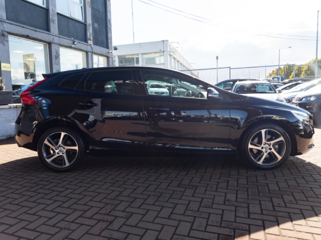 Image for 2017 Volvo V40 2017 VOLVO V40