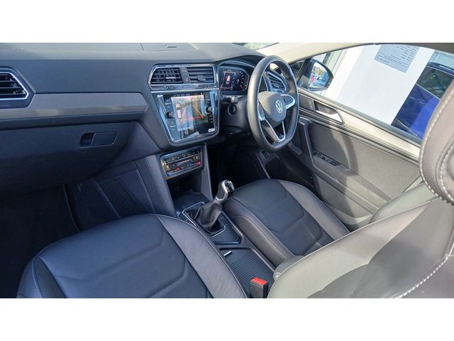Image for 2024 Volkswagen Tiguan Allspace Life 2.0 TDI 150 BHP **LEATHER INTERIOR, REAR VIEW CAMERA, WINTER PACK, APP CONNECT**