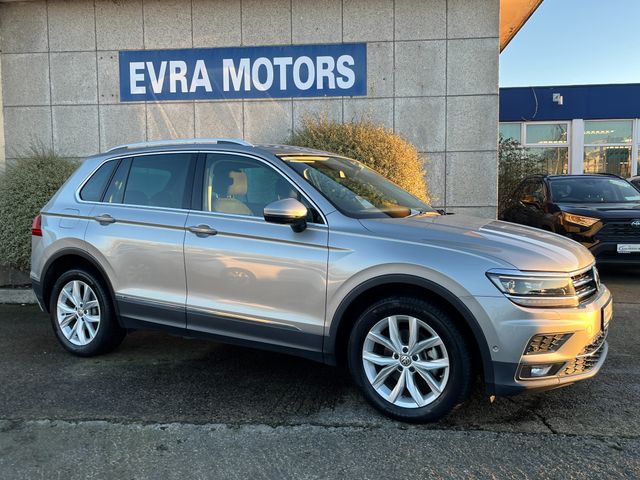 Image for 2019 Volkswagen Tiguan HIGHLINE 4MOTION AUTOMATIC 2.0 DIESEL //HIGH SPEC//360 PARKING CAMERAS//FRONT AND REAR HEATED SEATS//POWER TAILGATE//HEAD UP DISPLAY//
