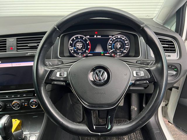 Image for 2020 Volkswagen Golf VARIANT 1.2 TSI ** HUGE SPEC ** // APPLE CARPLAY/ANDROID AUTO // 360 PARKING SENSORS // DIGITAL CLUSTER