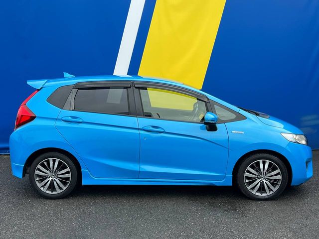 Image for 2016 Honda Fit SPORT 1.5 HYBRID AUTO // NEW NCT // 16" ALLOYS // DIGITAL CLIMATE CONTROL