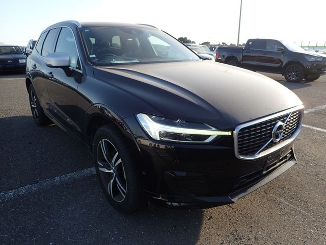 Image for 2018 Volvo XC60 2.0 D4 R-DESIGN PLUS AWD DIESEL AUTOMATIC // MASSIVE SPEC // FULL HEATED LEATHER // REVERSING CAMERA // CRUISE CONTROL // LANE ASSIST // ELECTRIC TAILGATE // UPGRADED SPORT ALLOYS