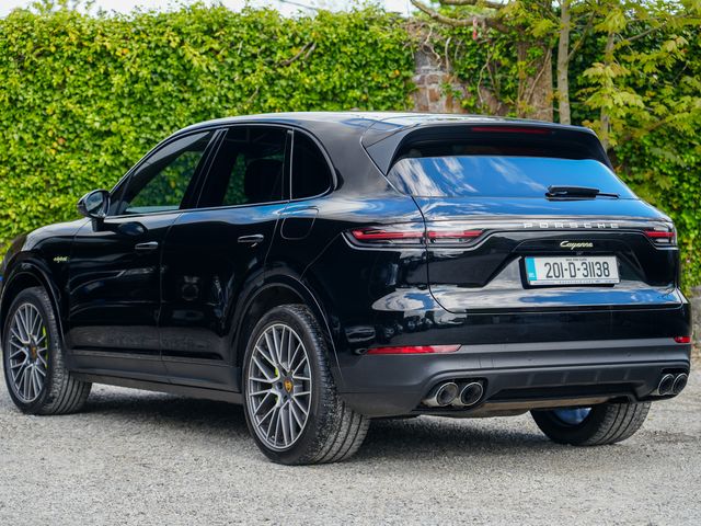 Image for 2020 Porsche Cayenne V6 E-HYBRID 5DR AUTO