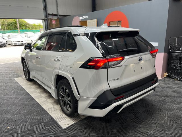 Image for 2023 Toyota Rav4 €38950 2023 TOYOTA RAV4 HYBRID G 2.5 AUTOMATIC / CRUISE CONTROL / REVERSE CAMERA / ELECTRIC MEMORY & HEATED SEATS / PADDLE SHIFTERS AND MORE