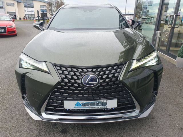Image for 2019 Lexus UX 250H RARE COLOUR, LEATHER, VERSION L, SUN-ROOF, 4WD, 2.5 HYBRID