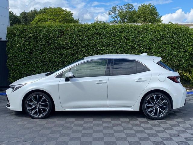 Image for 2025 Toyota Corolla GZ SPORT 1.8 HYBRID AUTO // VERY LOW MILEAGE // 18" ALLOYS // DIGITAL CLUSTER